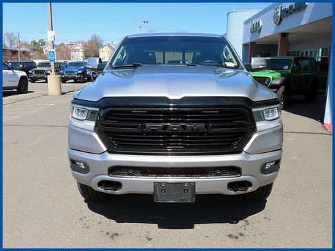 Used 2019 RAM 1500 Laramie AWD/4WD image 2