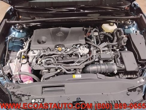 Used 2025 Toyota Camry XSE w/ Premium Plus Package image 9