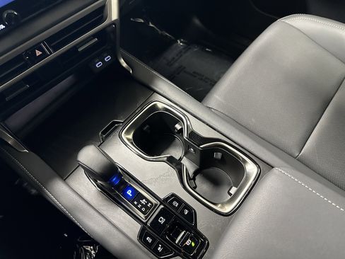 Certified 2025 Lexus RX 350 Premium w/ Convenience Package AWD/4WD image 27