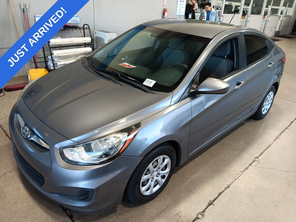 Used 2014 Hyundai Accent GLS FWD image 1