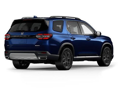 New 2025 Honda Pilot Touring image 2