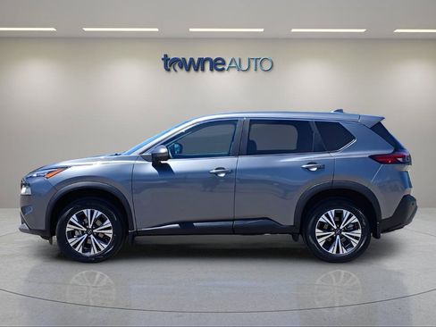 Used 2023 Nissan Rogue SV AWD/4WD image 2