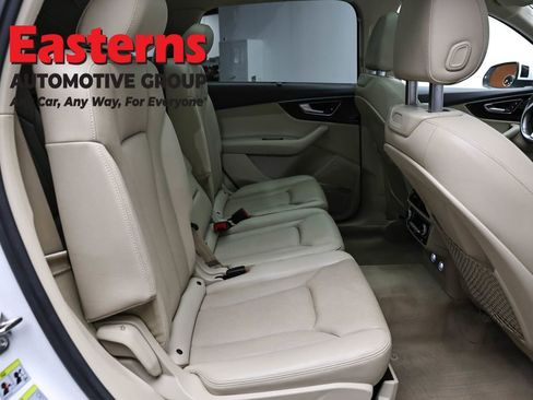 Used 2019 Audi Q7 3.0T Prestige w/ Prestige Package AWD/4WD image 25