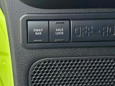 Used 2017 Jeep Wrangler Unlimited Rubicon w/ Max Tow Package image 20