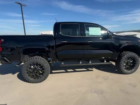 New 2026 Chevrolet Colorado W/T w/ WT Custom Package image 9