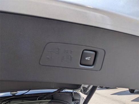 New 2024 Lincoln Corsair Reserve w/ Equipment Group 201A image 33