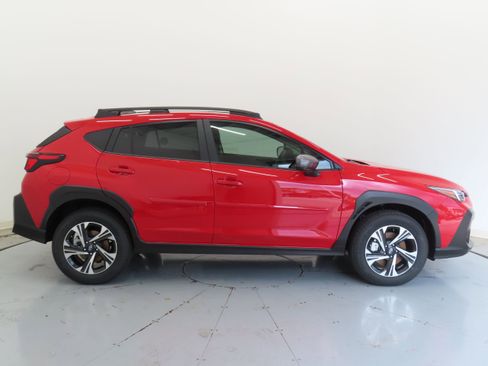 New 2025 Subaru Crosstrek 2.5i Premium image 2