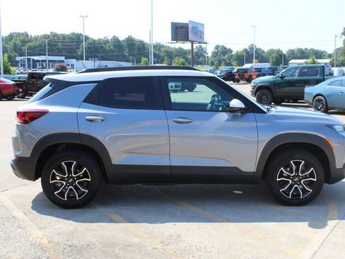 Used 2023 Chevrolet TrailBlazer ACTIV AWD/4WD image 7