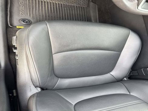 Used 2023 Toyota RAV4 Limited image 9