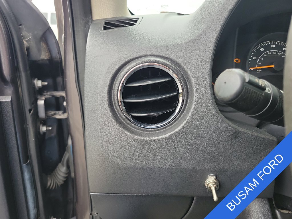 Used 2016 Jeep Patriot Sport w/ Power Value Group AWD/4WD image 19
