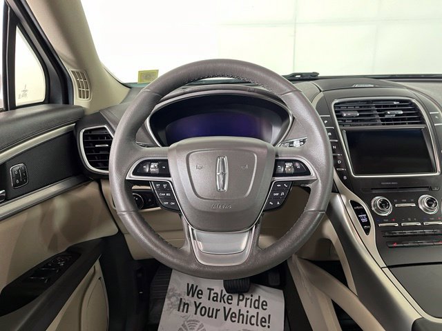 Used 2019 Lincoln Nautilus Premier AWD/4WD image 19