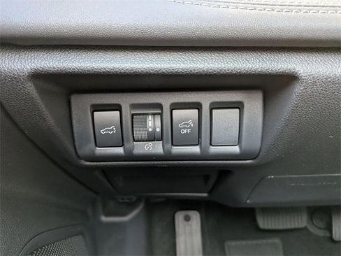 New 2025 Subaru Outback Limited image 21