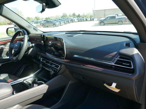 New 2026 Chevrolet Traverse RS AWD/4WD image 10