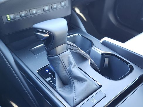 New 2025 Lexus ES 350 Luxury image 9