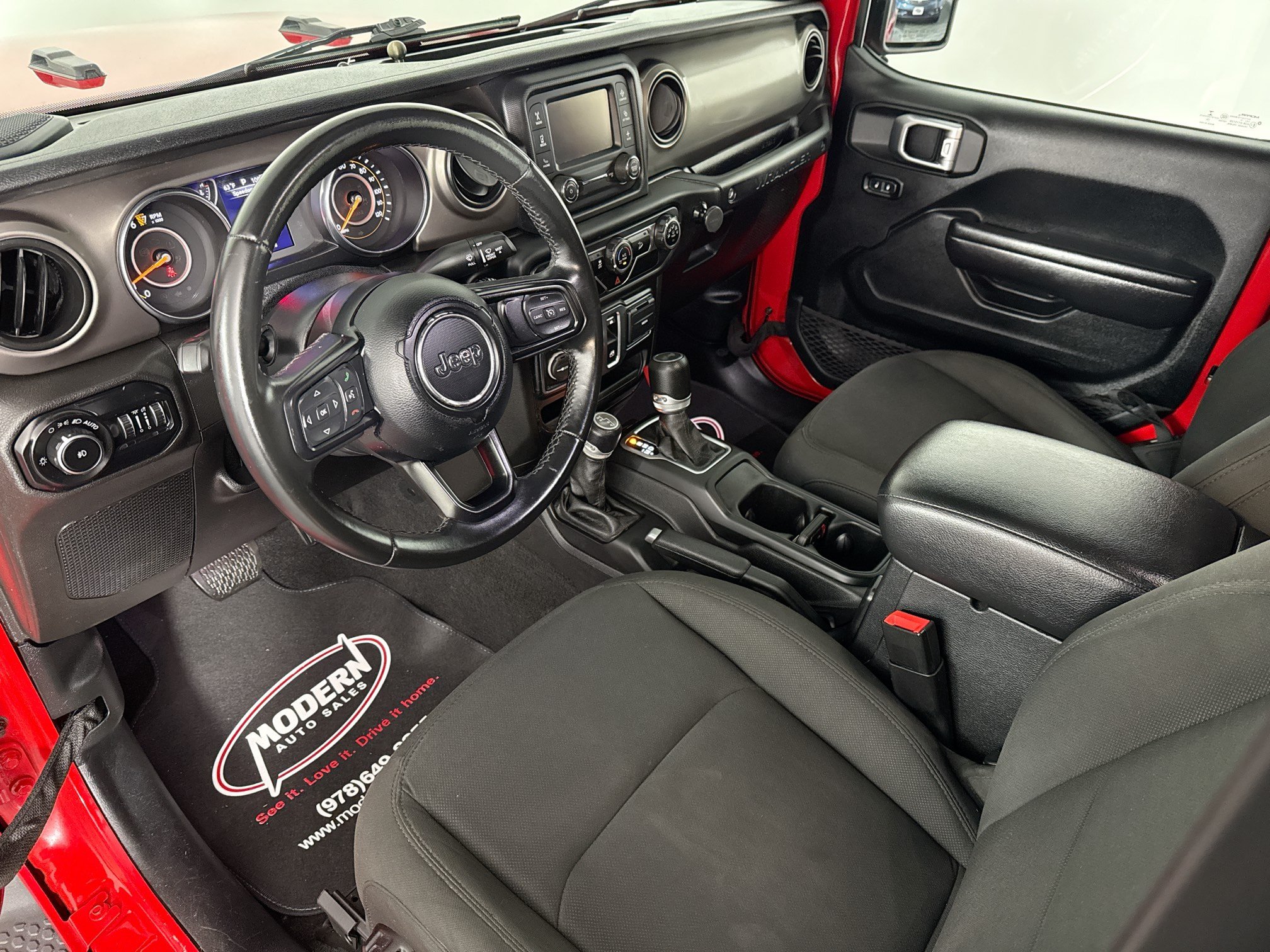 Used 2020 Jeep Wrangler Sport AWD/4WD image 19