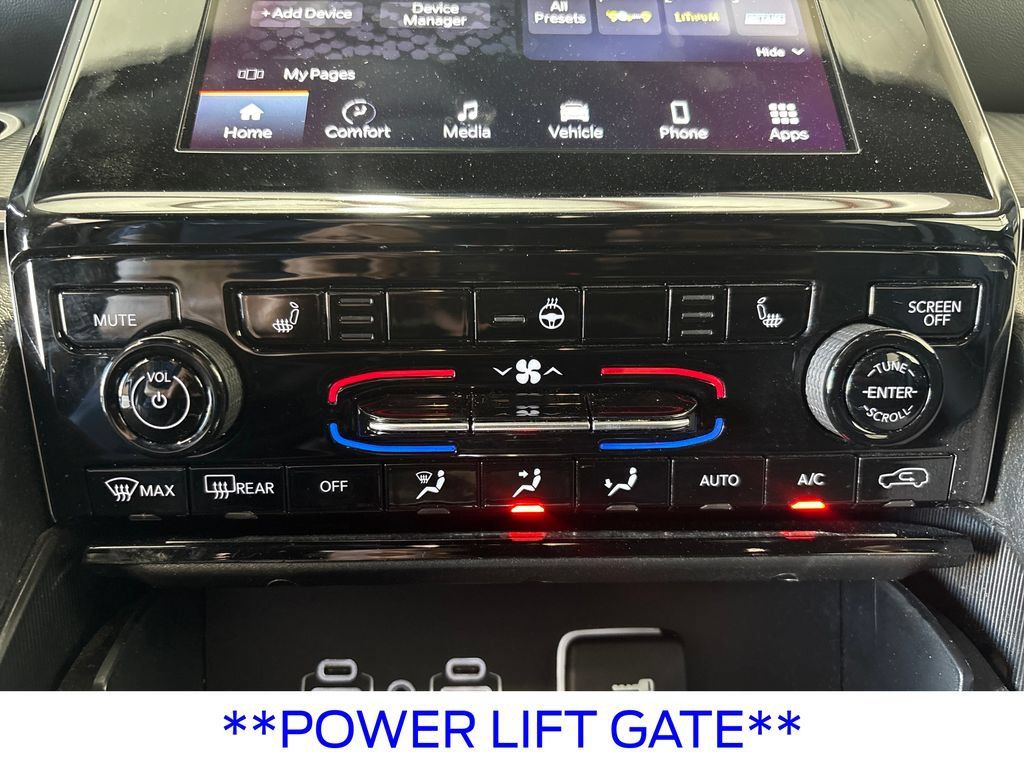 Used 2024 Jeep Grand Cherokee Altitude RWD image 29