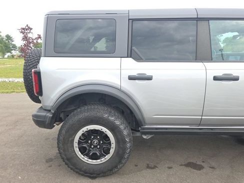 Certified 2022 Ford Bronco Badlands AWD/4WD image 7