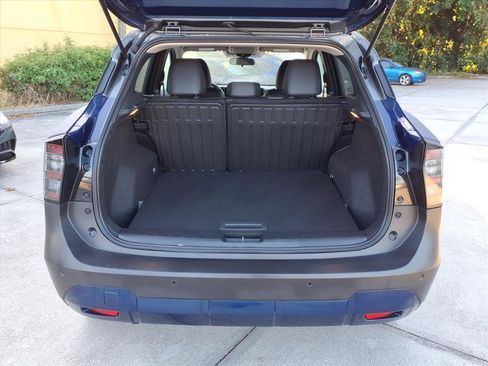 Used 2025 Nissan Kicks SR image 28