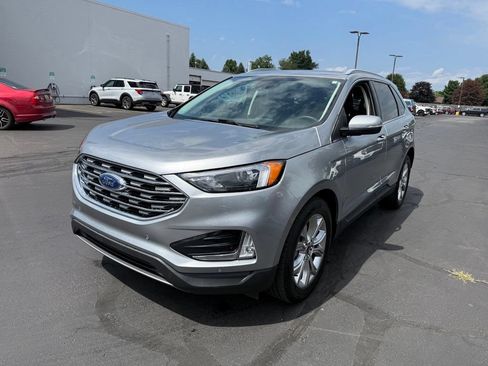 Used 2024 Ford Edge Titanium AWD/4WD image 5