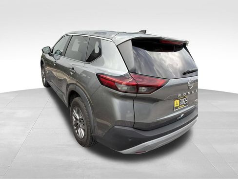 Used 2023 Nissan Rogue S AWD/4WD image 5