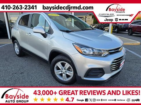 Used 2020 Chevrolet Trax LS FWD image 1
