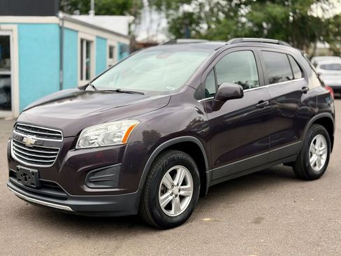 Used 2016 Chevrolet Trax LT AWD/4WD image 4