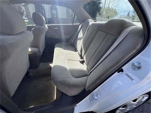 Used 2000 Honda Accord DX image 13