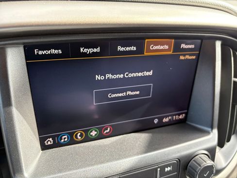 Used 2022 Chevrolet Colorado Z71 w/ Safety Package image 19