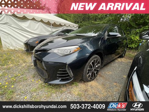 Used 2017 Toyota Corolla SE w/ Carpet Mat Package (TMS) FWD image 1