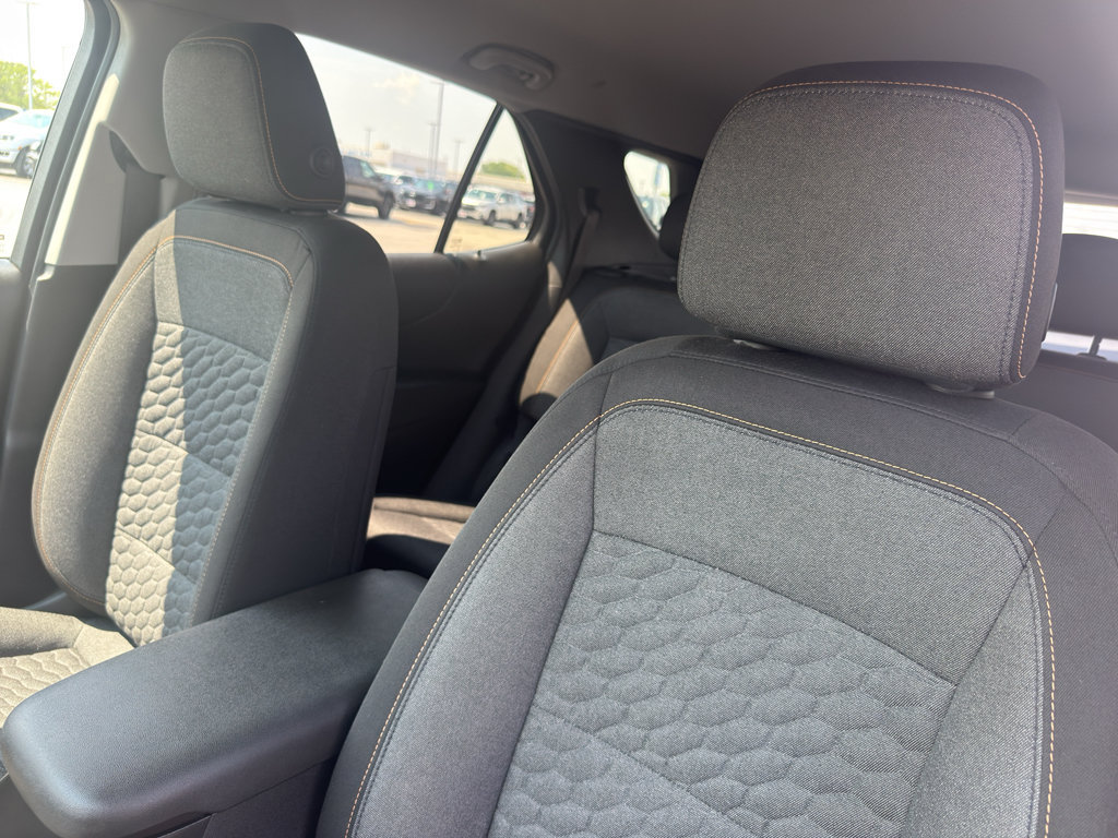 Used 2018 Chevrolet Equinox LT AWD/4WD image 27