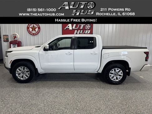 Used 2022 Nissan Frontier SV AWD/4WD image 1