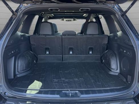 Used 2022 Subaru Forester Wilderness w/ Wilderness Package AWD/4WD image 25
