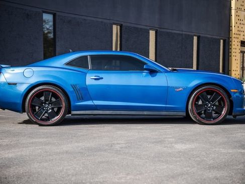 Used 2013 Chevrolet Camaro SS w/ Hot Wheels Special Edition image 46