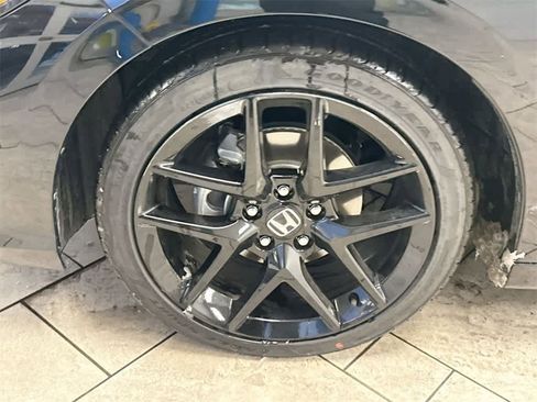 Certified 2025 Honda Civic Sport image 14