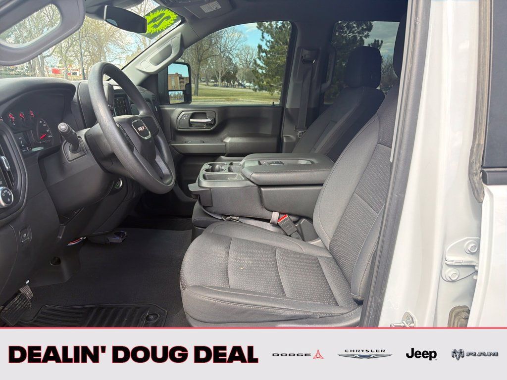 Used 2024 GMC Sierra 2500 Pro w/ Convenience Package AWD/4WD image 10