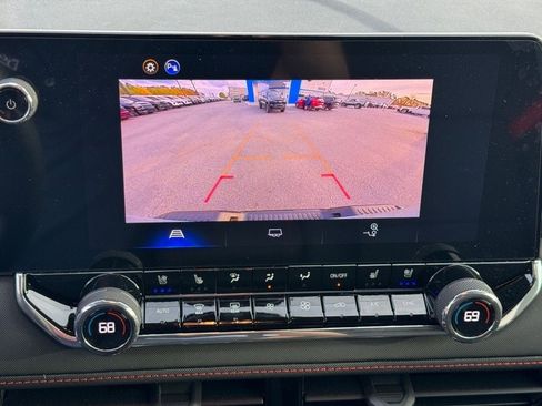 Used 2025 Chevrolet Colorado Z71 w/ Z71 Convenience Package 2 image 22