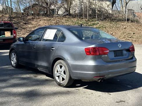 Used 2014 Volkswagen Jetta TDI image 19