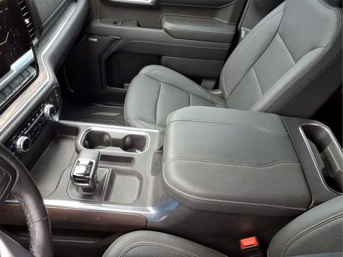 Used 2024 GMC Sierra 1500 SLT w/ SLT Premium Plus Package AWD/4WD image 13