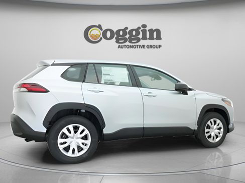 New 2026 Toyota Corolla Cross L image 17