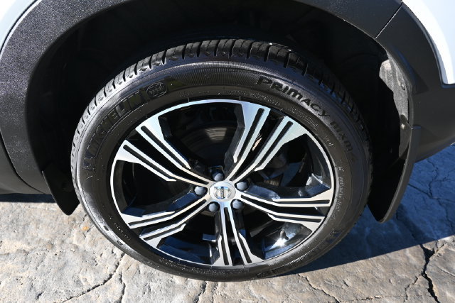 Used 2020 Volvo XC40 T5 Inscription w/ Protection Package AWD/4WD image 13