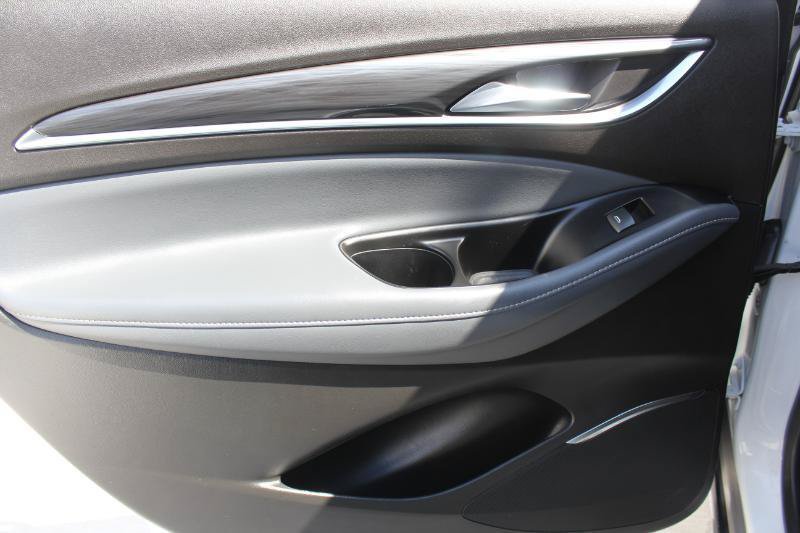 Used 2023 Buick Enclave Essence w/ Experience Buick Package FWD image 12