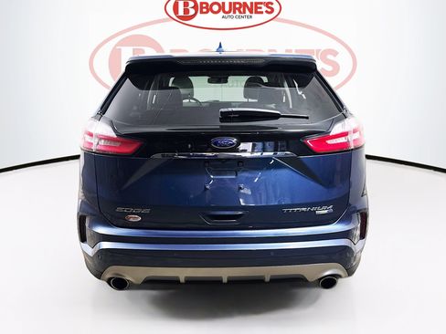 Used 2019 Ford Edge Titanium w/ Equipment Group 301A AWD/4WD image 11
