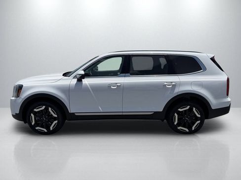 Used 2025 Kia Telluride S FWD image 8