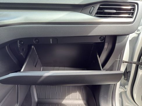 New 2025 Ford Escape SE image 35