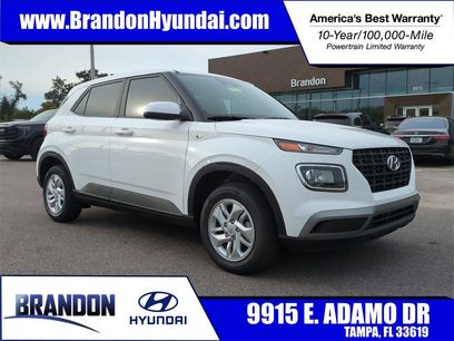 New 2025 Hyundai Venue SE