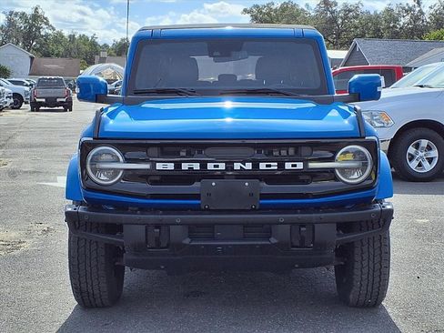 Used 2022 Ford Bronco Outer Banks image 2