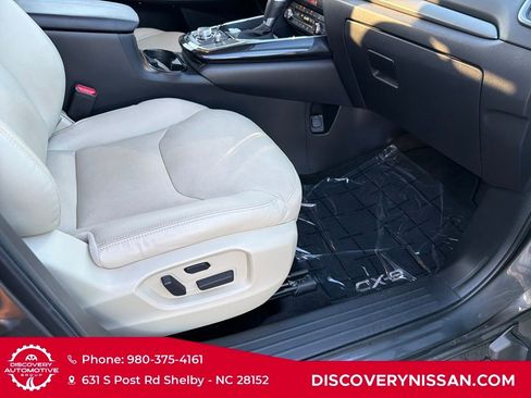 Used 2019 MAZDA CX-9 Touring image 40
