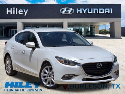 Used 2017 MAZDA MAZDA3 Touring FWD image 1