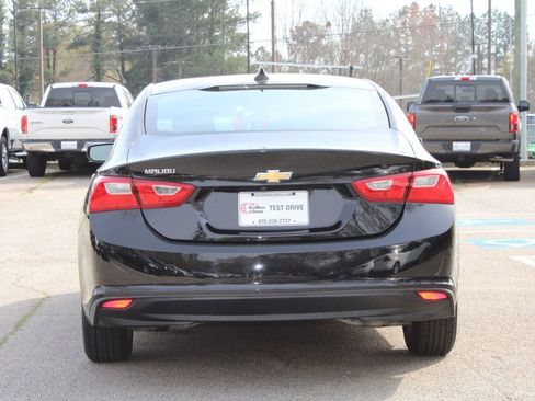 Used 2017 Chevrolet Malibu LS image 15
