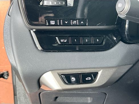 Used 2024 Lexus RX 350 Premium w/ Accessory Package (Z1) image 10